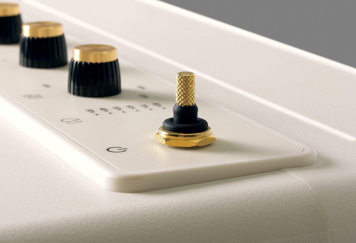 Απεικονίζεται κοντινό σε διακόπτη του αφυγραντήρα.